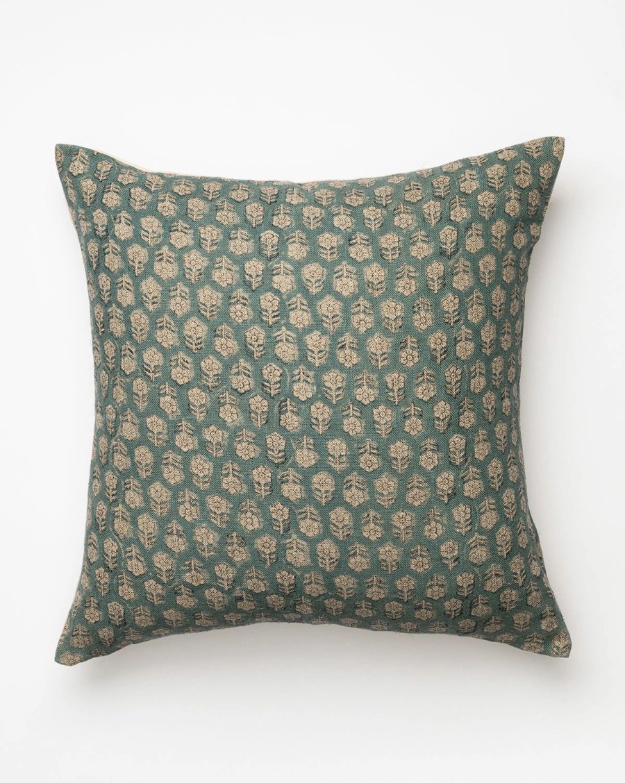 * Perla Pillow Cover Patterned Pillows