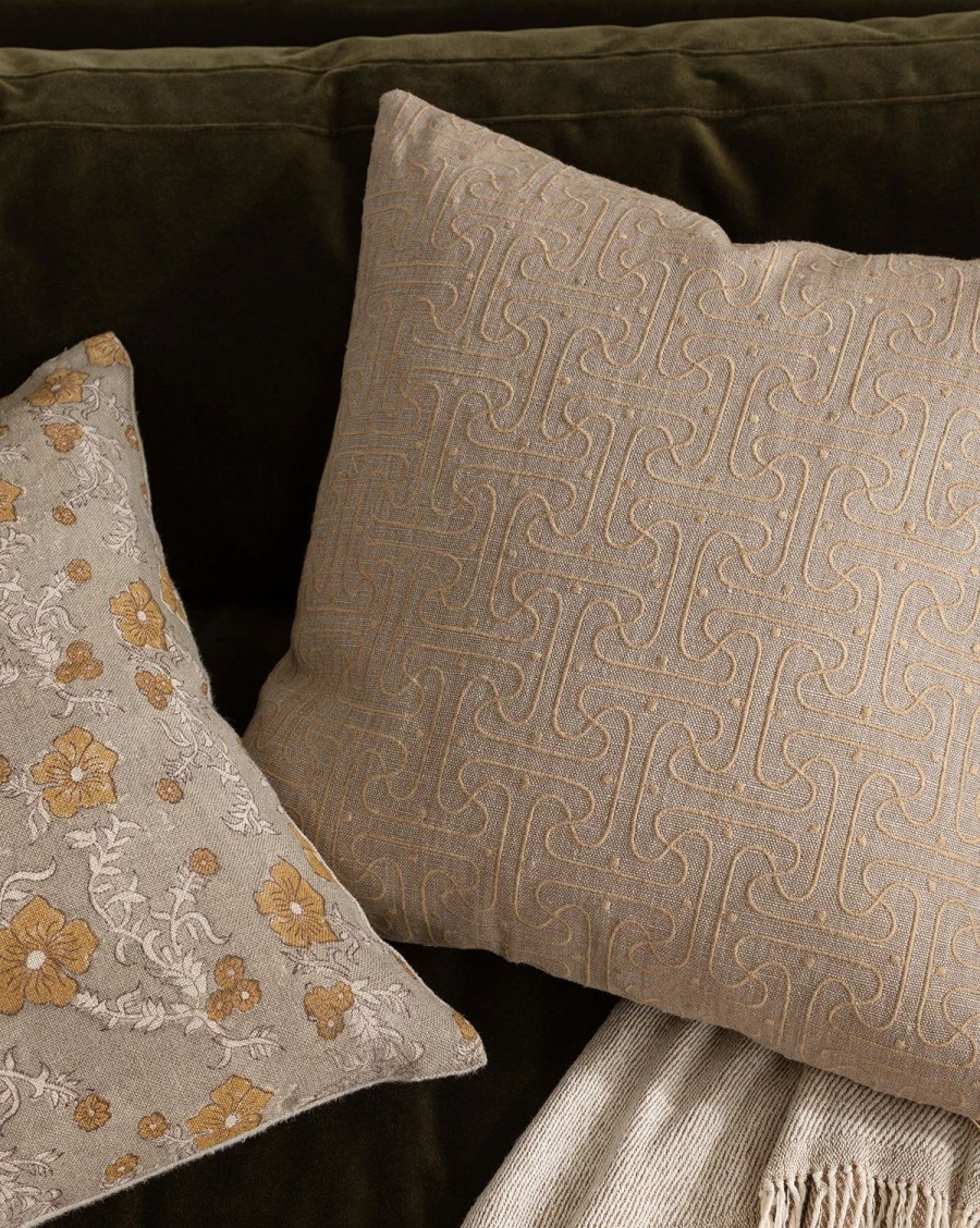 * Saren Pillow Cover Patterned Pillows